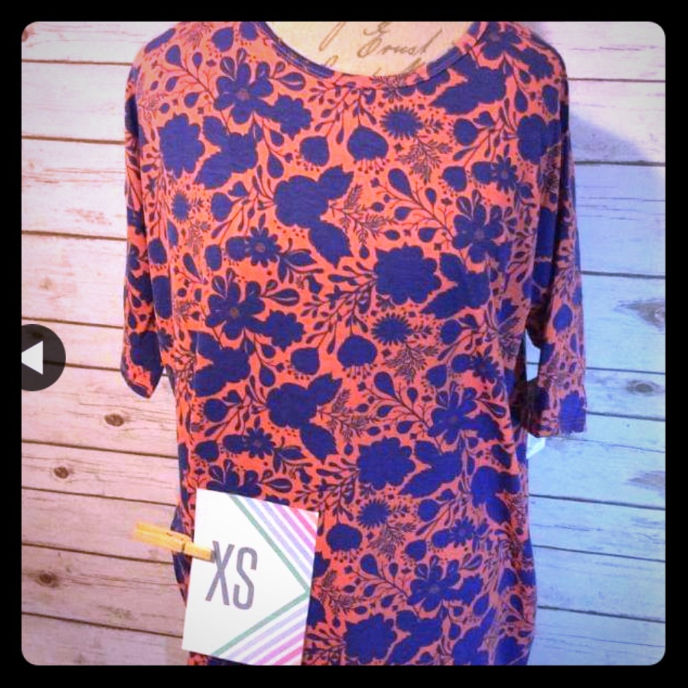 LuLaRoe Irma Tunic